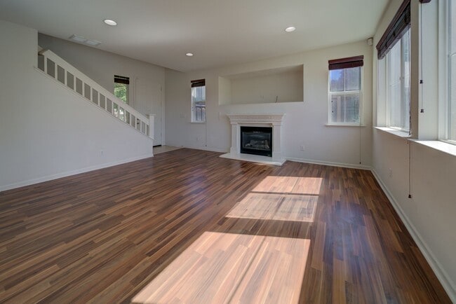 property at 5067 Bianco Cir