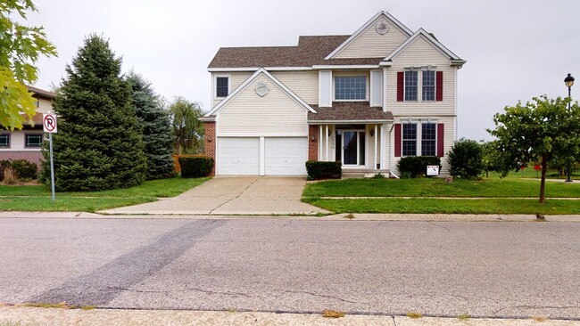 property at 2504 Somerset Dr