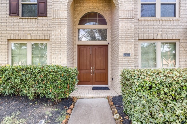 property at 2407 Evening Star Dr