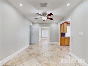 507 Edmonton Ct in Clearwater, FL - Foto de edificio - Building Photo