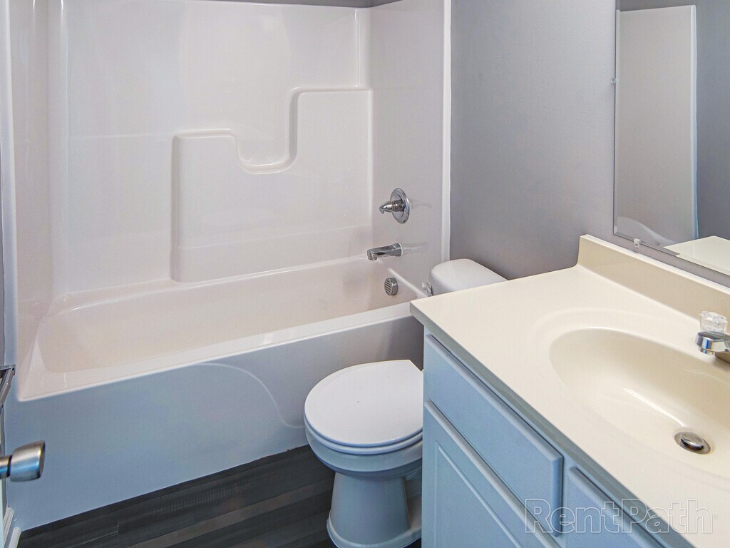 College Court Apartments in Wilson, NC