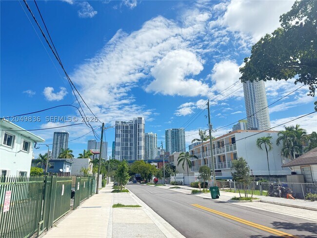 property at 469 SW 3rd St