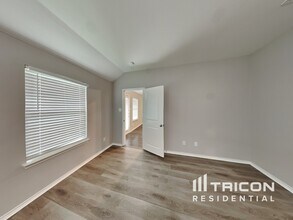636 Excelsior Dr in Waxahachie, TX - Building Photo - Building Photo