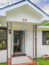 319 Sarah Dr in Warner Robins, GA - Building Photo - Building Photo