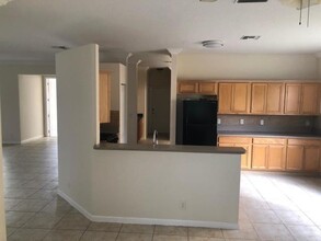 147 Kensington Way in West Palm Beach, FL - Building Photo - Building Photo