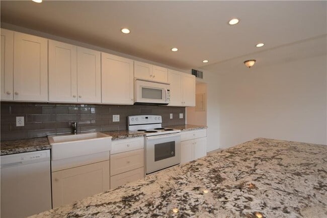 property at 2801 Victoria Way