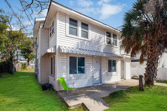 406 8th Ave S in Myrtle Beach, SC - Building Photo - Building Photo