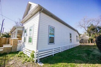 1915 Hardy St in Houston, TX - Building Photo - Building Photo