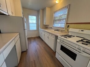 152 Rodney Ct in Madison, WI - Foto de edificio - Building Photo