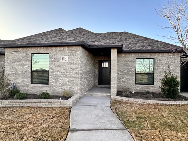 1314 Milltown Rd in Midland, TX - Building Photo - Building Photo