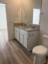 7857 E Myrtle Bch Dr in Nampa, ID - Building Photo - Building Photo