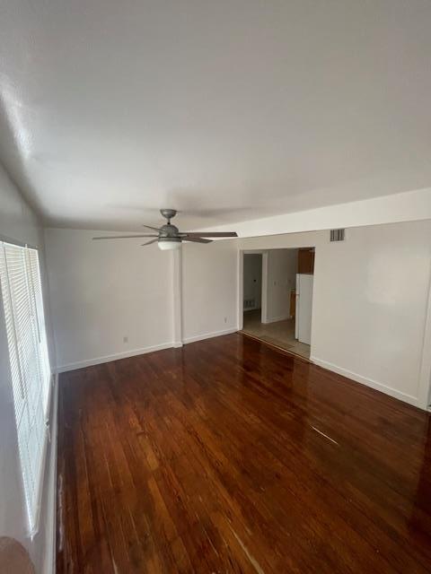 3411 Lyons Rd in Austin, TX - Foto de edificio - Building Photo