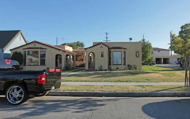 4409-4915 E 57th St in Maywood, CA - Building Photo - Building Photo