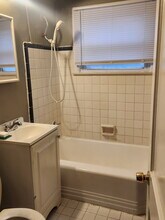 16410 Edmore Dr in Detroit, MI - Building Photo - Building Photo