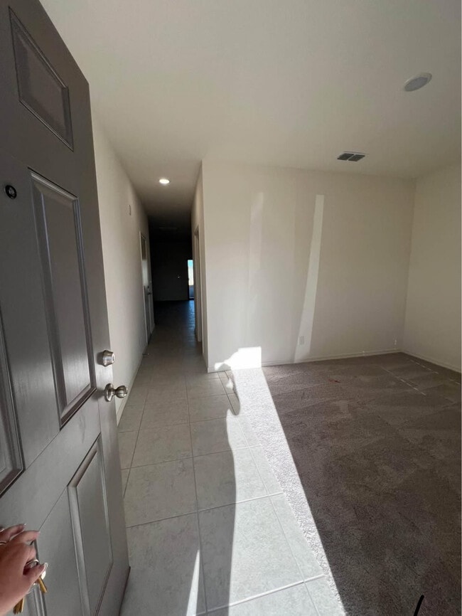 3647 S 97th Ave in Tolleson, AZ - Foto de edificio - Building Photo