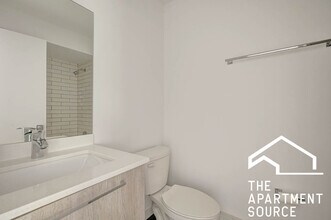 7521 N Sheridan Rd, Unit 1 in Chicago, IL - Foto de edificio - Building Photo