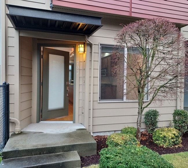 property at 709 S 23rd St