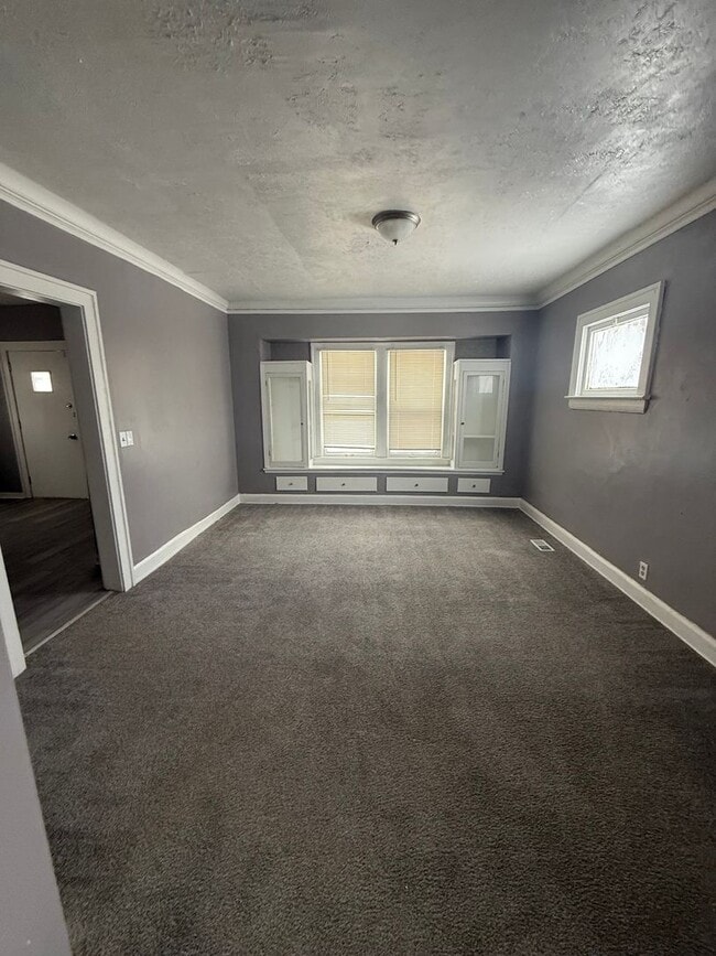 10202 Hilgert Dr in Cleveland, OH - Building Photo - Building Photo