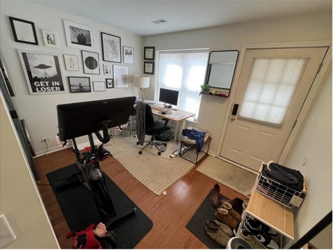 3255 N Bay Ct in Chicago, IL - Building Photo - Building Photo