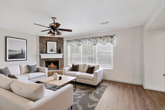 415 Hidden Ridge Dr in Burleson, TX - Building Photo - Building Photo