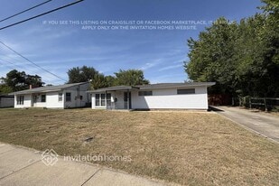 2437 W 4th St in Irving, TX - Building Photo