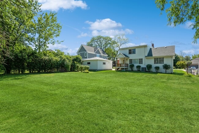 15W244 Harvard St in Elmhurst, IL - Building Photo - Building Photo