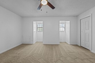 1026 Fir Pl in Greensboro, NC - Building Photo - Building Photo