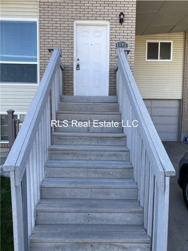 8705 S Altair Drive, Unit 8705