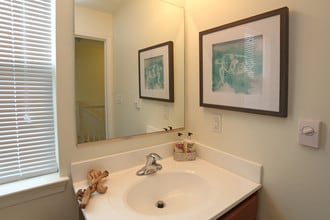 Overlook at Avalon in Frederick, MD - Foto de edificio - Interior Photo