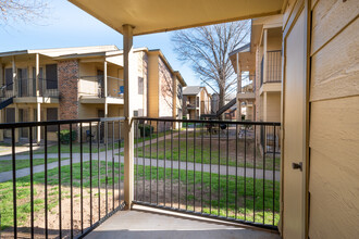 Azlewood Apartments in Azle, TX - Building Photo - Building Photo