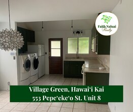 553 Pepeekeo St in Honolulu, HI - Building Photo - Building Photo