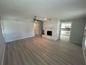 1735 14th St in Plano, TX - Building Photo - Building Photo