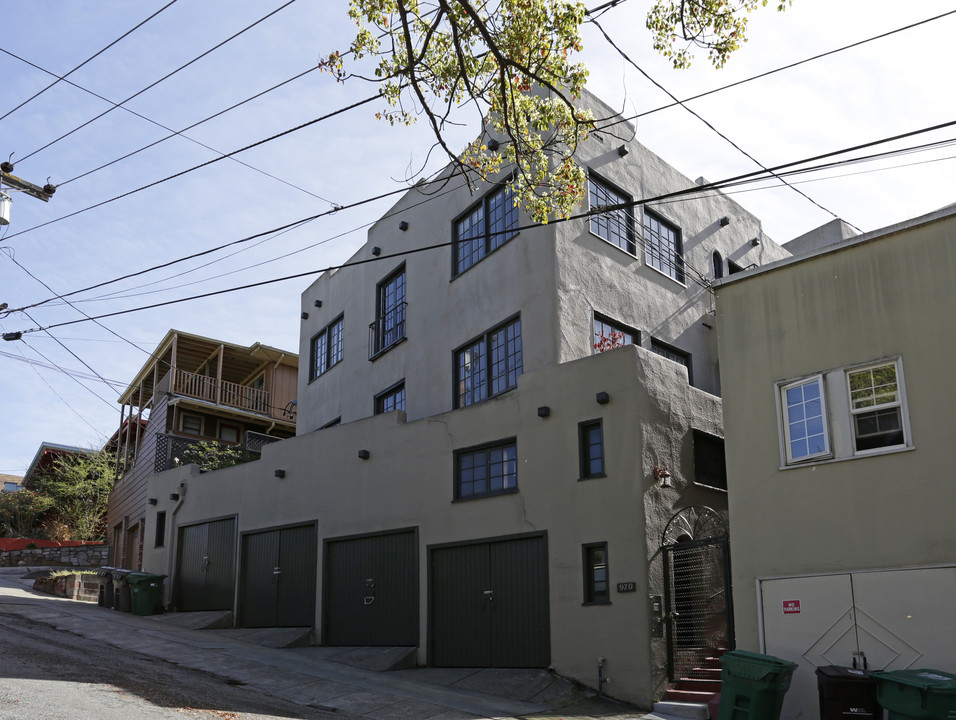 964 Vermont St in Oakland, CA - Building Photo