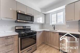 7619 N Sheridan Rd, Unit 3A in Chicago, IL - Building Photo