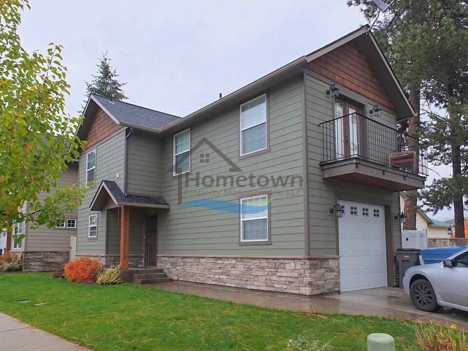 3160 N Honeysuckle Dr in Coeur d'Alene, ID - Building Photo