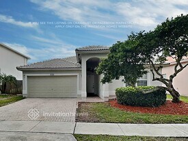 17038 NW 20th St in Pembroke Pines, FL - Building Photo