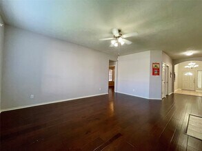 12347 Carmel Dale Ln in Houston, TX - Foto de edificio - Building Photo