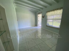 394 N Spring Lake Blvd NW in Port Charlotte, FL - Building Photo - Building Photo