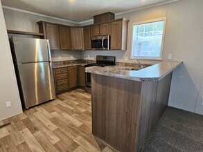 2344 Dogwood St in Liberty, MO - Building Photo - Building Photo