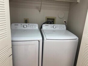 729 NW 92nd Ave in Plantation, FL - Building Photo - Building Photo