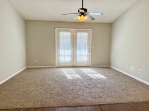 1219 Brittany Dr in Florence, SC - Foto de edificio - Building Photo