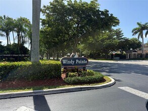 21440 SW 88th Ave in Cutler Bay, FL - Building Photo - Building Photo