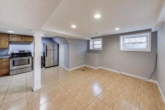 5440 N Ashland Ave in Chicago, IL - Building Photo - Building Photo