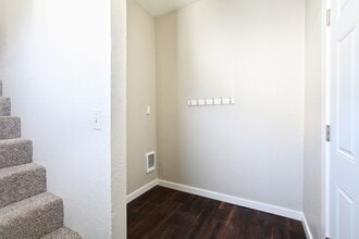 27201 102nd Ave NW in Stanwood, WA - Building Photo - Building Photo