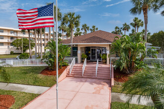 Shores of Long Bayou in St. Petersburg, FL - Building Photo - Building Photo