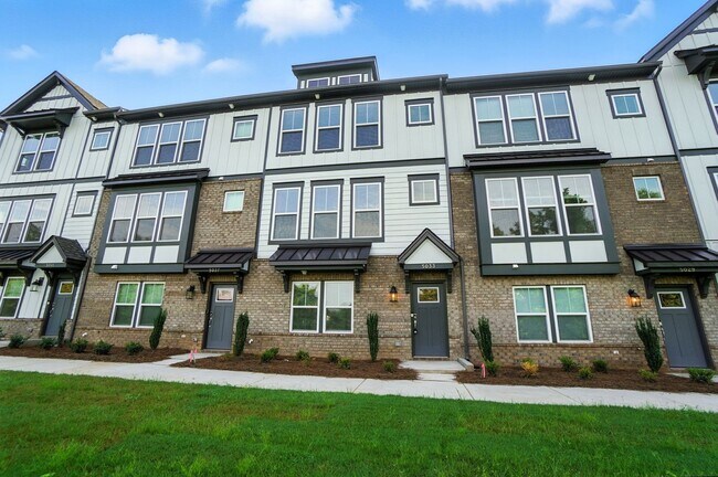 property at 5033 Westmead Ln