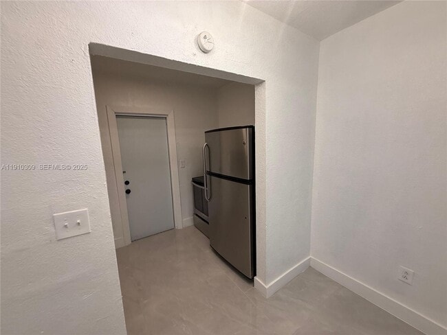 1251 NW 61st St in Miami, FL - Building Photo - Building Photo