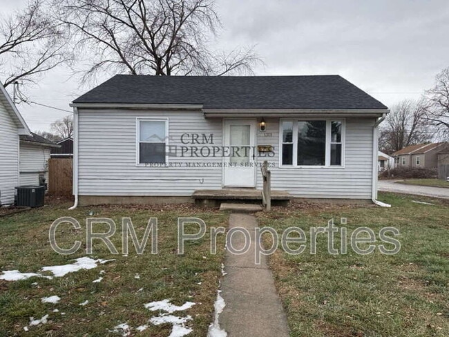 property at 1301 S Waugh St