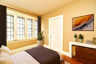 595 University Ave in Rochester, NY - Building Photo - Building Photo