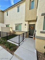 12349 Golden Wreath Rd in Las Vegas, NV - Building Photo